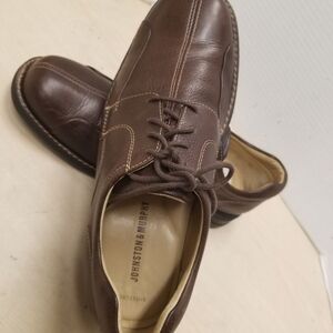 Men's Johnston&Murphy leather shoes size 9M, never used